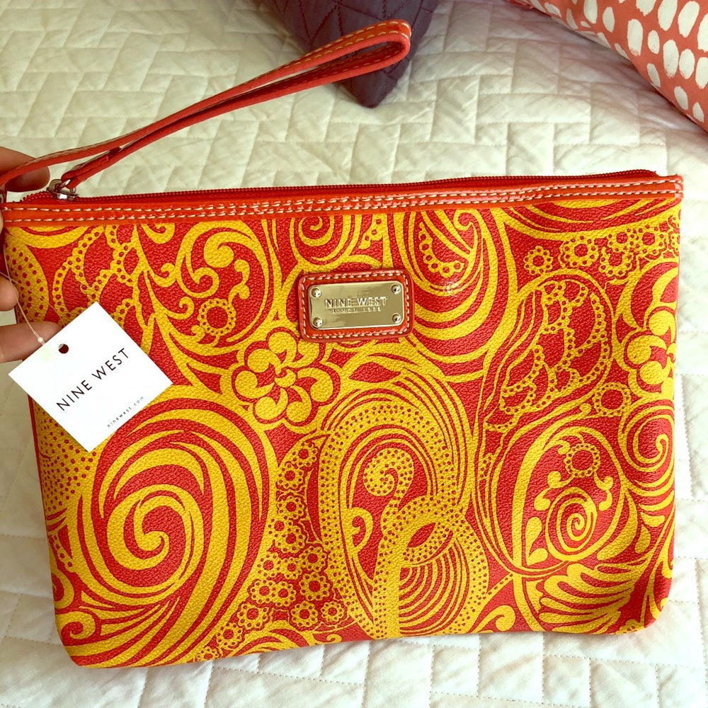 NWT Nine West tablet case/wristlet/clutch